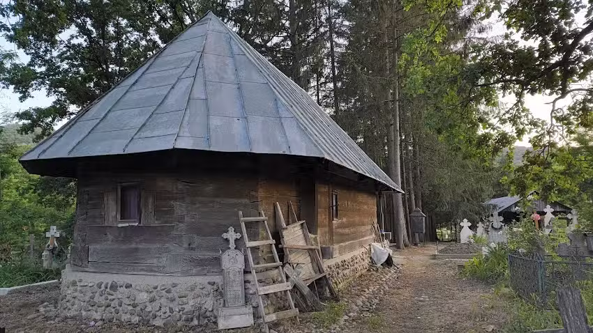 Biserica de lemn &bdquo;Sf. Nicolae&rdquo; din Ursoaia