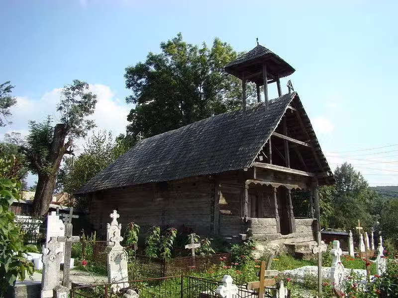 Biserica de lemn Sf. Parascheva din Glodeni