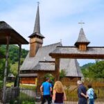 Biserica de Lemn Sf&acirc;ntul Dumitru