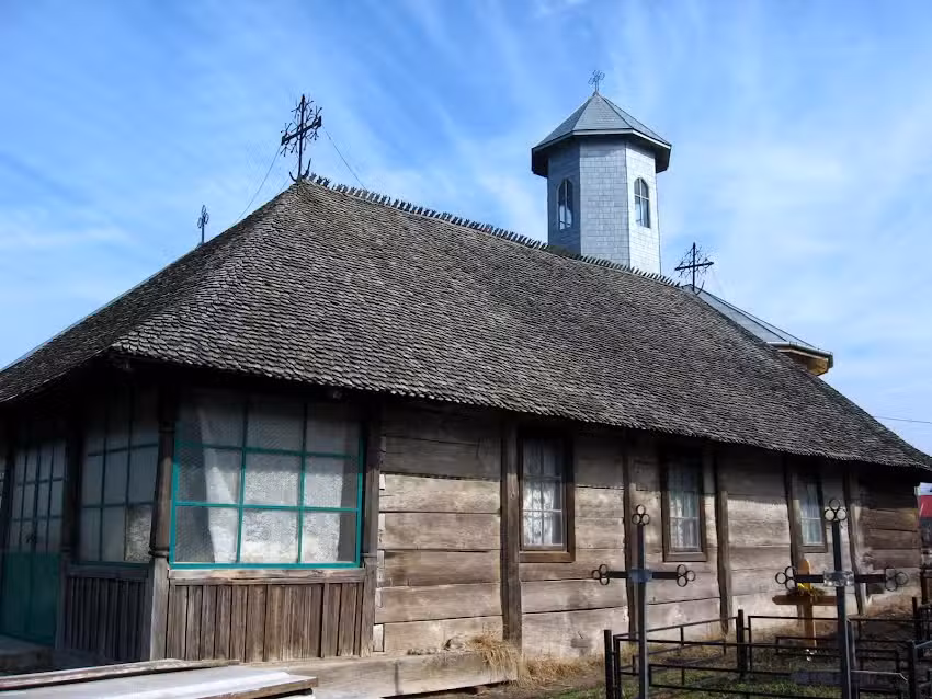 Biserica de lemn &rdquo;Sfantul Dumitru&rdquo;