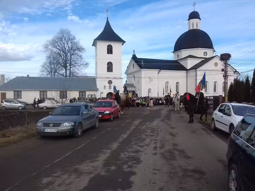 Biserica de Lemn Sf&acirc;ntul Dumitru