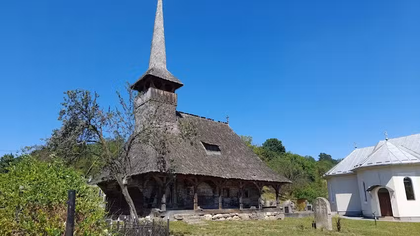 Biserica de lemn Sf&acirc;ntul Ierarh Nicolae