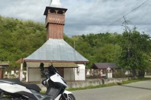 Biserica de lemn Sfântul Nicolae