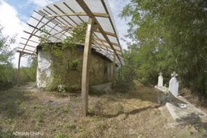 Biserica de lemn Sfinții Arhangheli