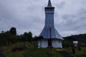 Biserica de lemn Sfinții Arhangheli