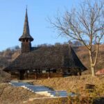 Biserica de lemn Sfinții Arhangheli Mihail și Gavril