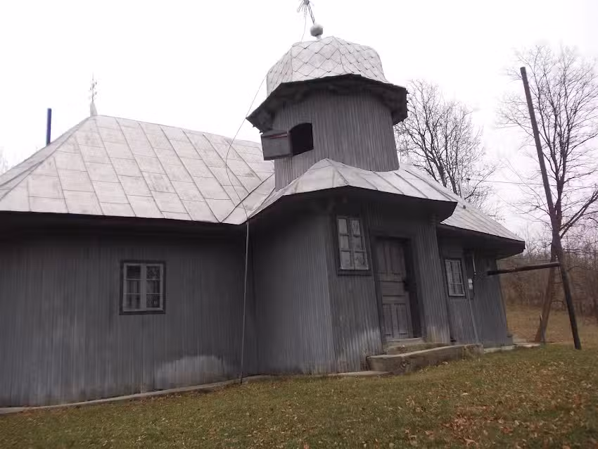 Biserica de lemn &bdquo;Sfinții voievozi&ldquo;
