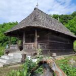 Biserica de lemn &bdquo;Sfinții Voievozi&rdquo;