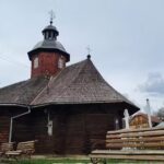 Biserica de lemn Sfinții Voievozi