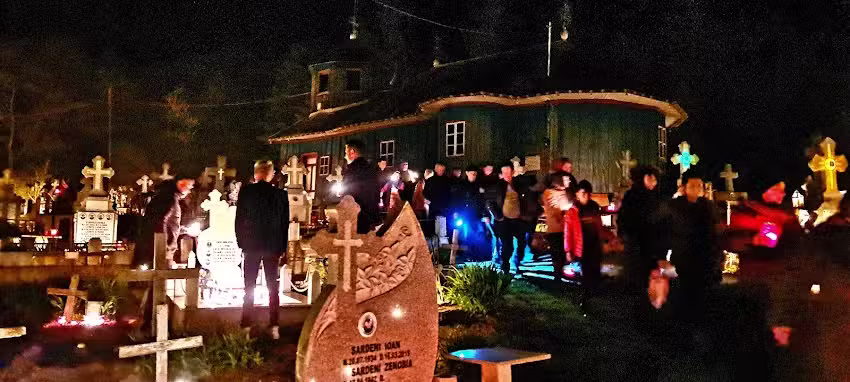 Biserica de Lemn &bdquo;Sfintii Voievozi&rdquo; &ndash; Monument Istoric