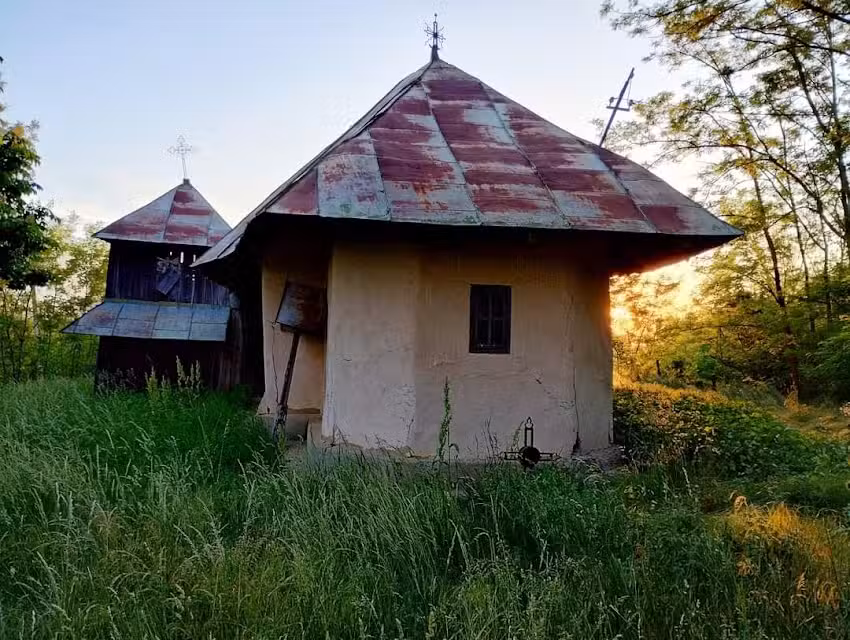Biserica de lemn Șipoteni Dumeni