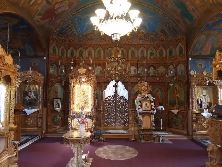 Biserica de stil vechi Sf&acirc;ntul Vasile cel Mare