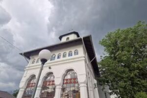 Biserica din Bălășoieni