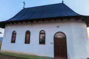 Biserica din Hlincea cu hramul Buna Vestire si Sfantul Gherasim din Kefalonia