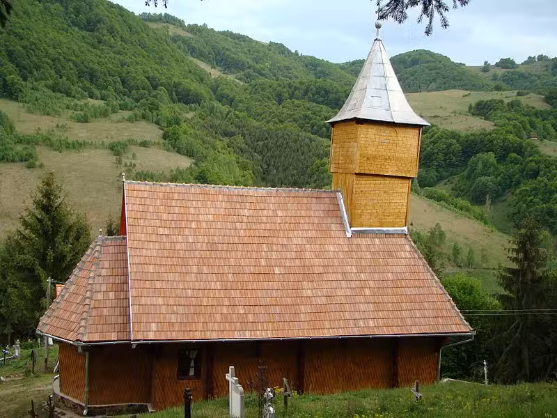 Biserica din lemn Cojocani
