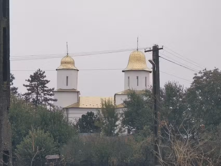 Biserica din Movileni