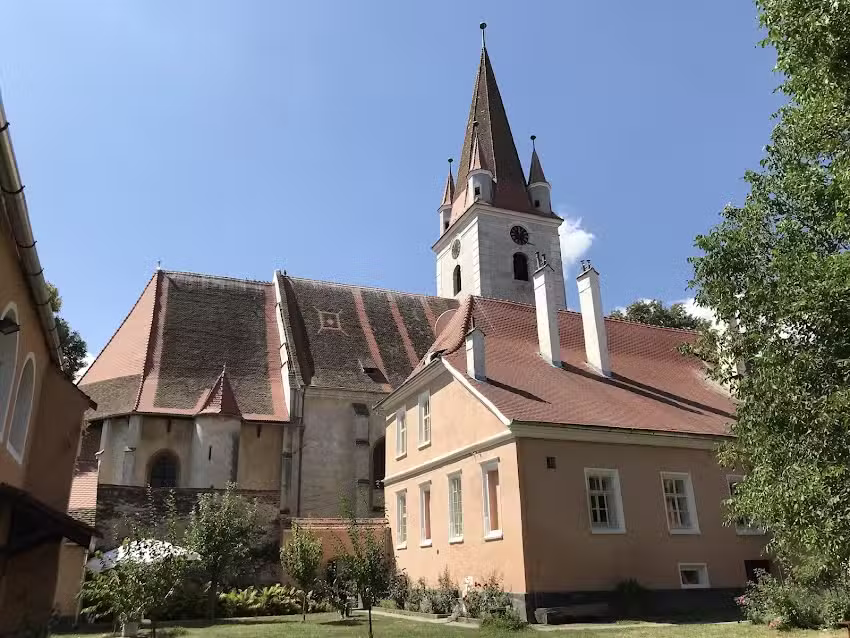 Biserica Fortificată &bdquo;Sf&acirc;ntul Servațiu&rdquo;