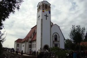 Biserica Greco-Catolica Sfantul Apostol Andrei Carei