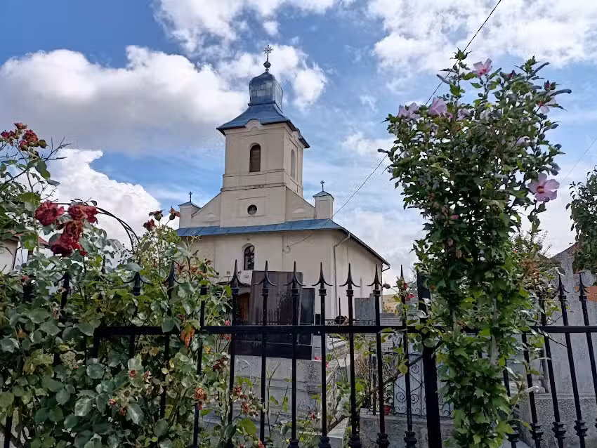 Biserica Greco-Catolică Sfinții Apostoli Petru și Pavel