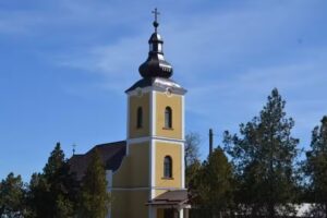 Biserica greco-catolică Sfinții Arhangheli Mihail si Gavril Bercu