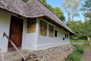 Biserica Grusetu Costesti