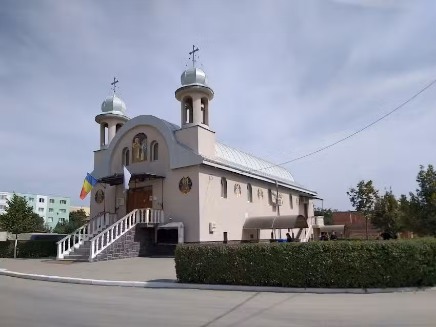 Biserica &Icirc;nălțarea Sfintei Cruci