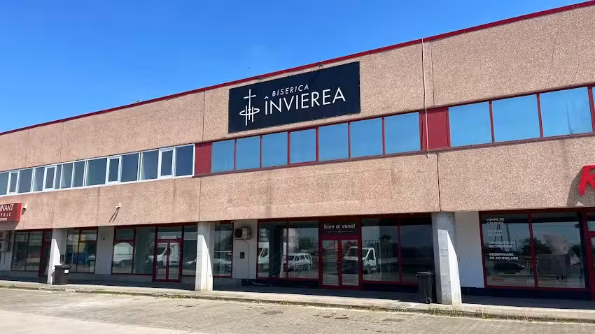 Biserica &Icirc;nvierea Oradea