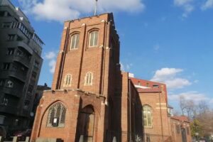 Biserica &bdquo;&Icirc;nvierii&rdquo; &ndash; Anglicană, București.