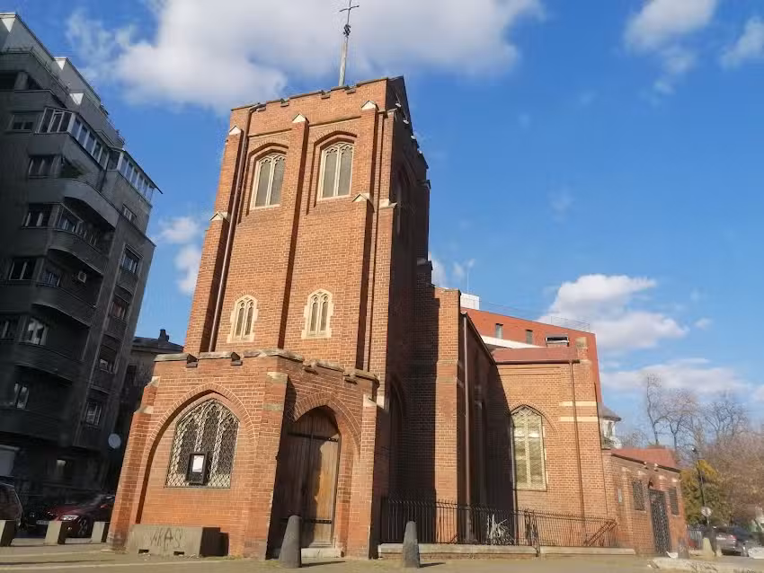 Biserica &bdquo;&Icirc;nvierii&rdquo; &ndash; Anglicană, București.