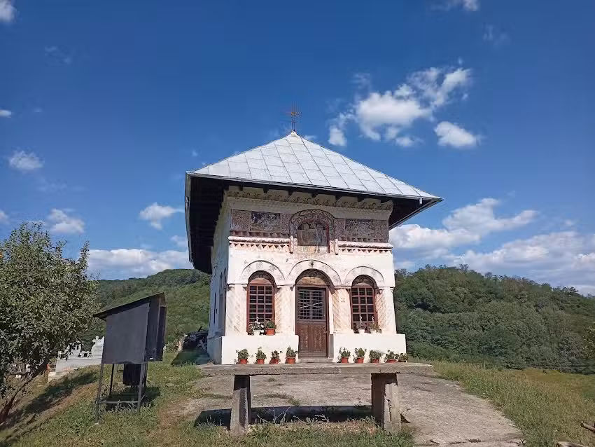 Biserica &bdquo;Nașterea Maicii Domnului&rdquo;