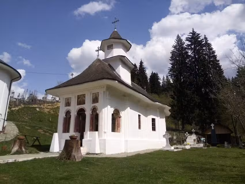 Biserica &bdquo;Nașterea Maicii Domnului&rdquo;