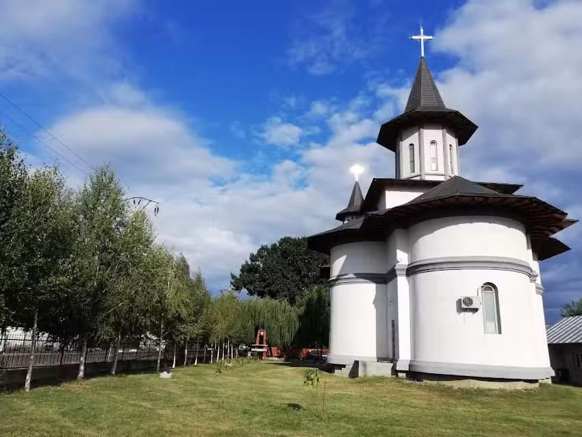 Biserica &bdquo;Nașterea Maicii Domnului&rdquo;