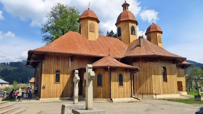 Biserica Nașterea Maicii Domnului (Biserica de Lemn)