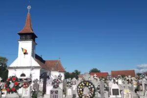 Biserica Nașterea Maicii Domnului din Zărnești