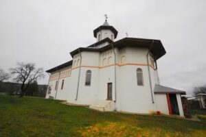 Biserica Nașterea Maicii Domnului, Dobrovăț-Ruși