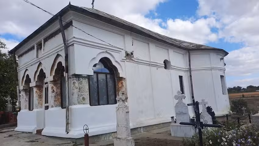 Biserica &bdquo;Nașterea Maicii Domnului&ldquo; Nicoreşti &ndash; Negustori