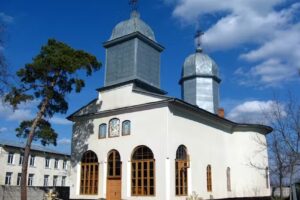 Biserica Nașterea Maicii Domnului &ndash; Parohia Sudiți