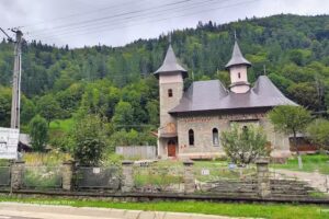 Biserica Neacoperită de Ape