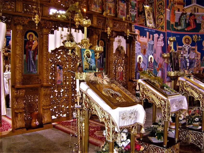 Biserica ortodoxa&bdquo;Acoperamantul Maicii Domnului&bdquo;