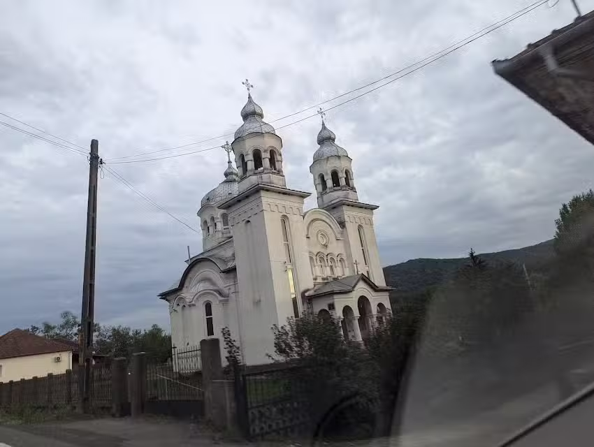 Biserica Ortodoxa Burjuc