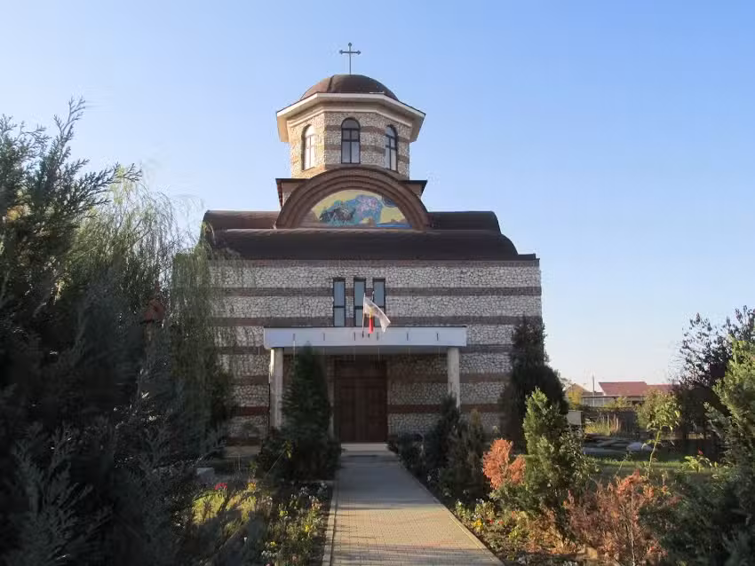 Biserica Ortodoxă Cadaș