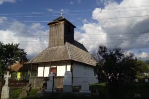 Biserica ortodoxă de lemn din Păpăuți