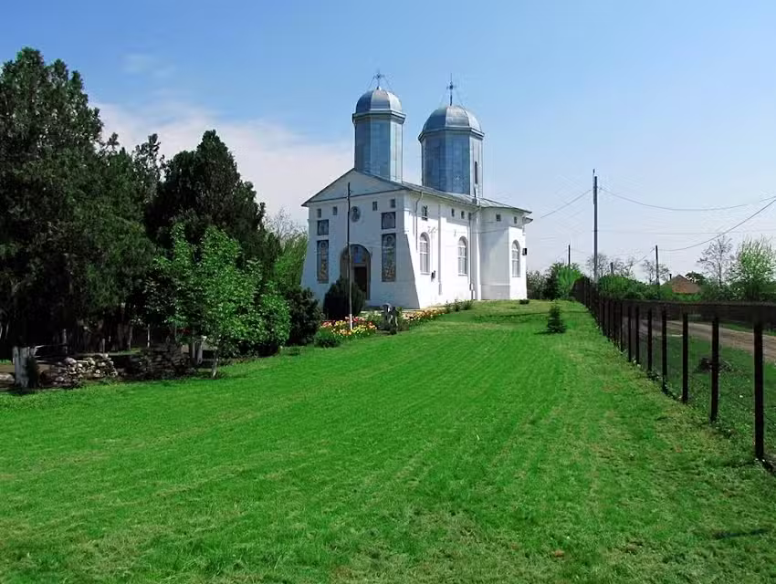 Biserica ortodoxa din Gostilele