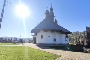 Biserica Ortodoxă “Înălțarea Domnului”