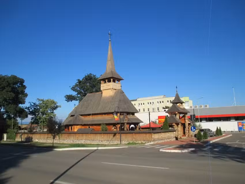 Biserica Ortodoxă &bdquo;Izvorul Tămăduirii&rdquo;