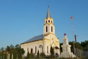 Biserica Ortodoxă Luna de Jos