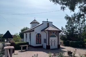 Biserica ortodoxă Nașterea Maicii Domnului din Biruința