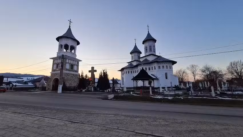 Biserica Ortodoxa pe Stil Nou Sfanta Treime
