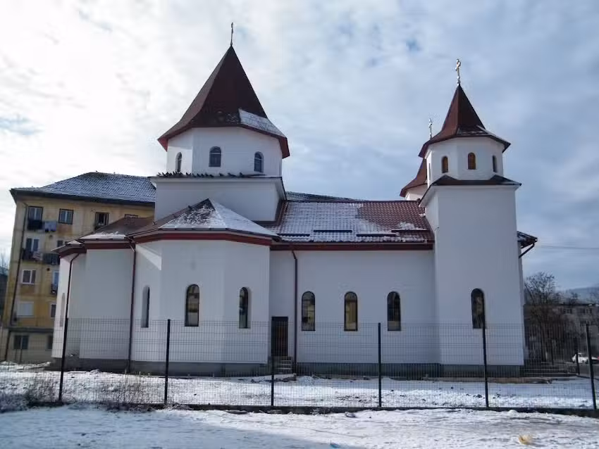 Biserica Ortodoxă &bdquo;Pogor&acirc;rea Sf&acirc;ntului Duh&rdquo;