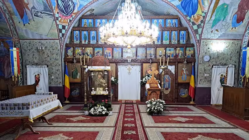 Biserica Ortodoxă Rom&acirc;nă &bdquo;Sf. Arh. Mihail și Gavriil și Sf. Ier. Nicolae&rdquo;